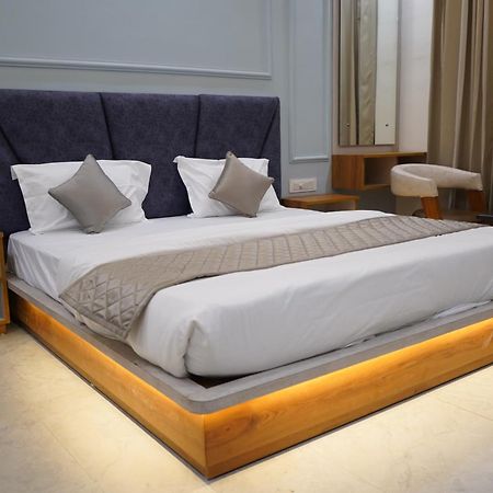 Отель The Grand View Baijnath Экстерьер фото